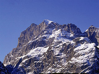 Dal Ponte degli Alberi in vista del versante sud orientale del Sorapìss